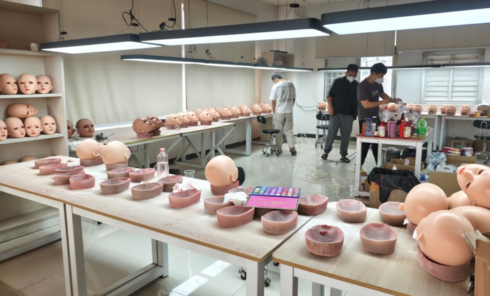 領航智能體驗新紀元 東莞市千尤AI娃娃工廠以出貨量領跑，躋身國內前十廠商